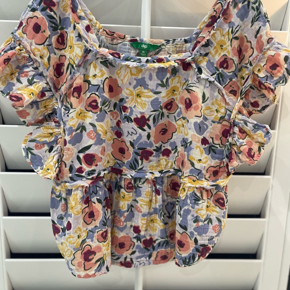 Floral Ruffle Women's‎ Top - Picture 6 of 6